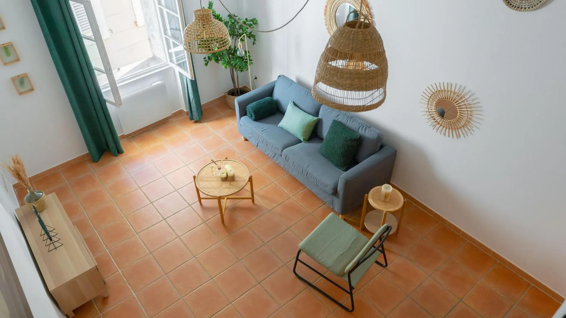 Appart Spacieux Au Coeur Du Panier Marseille